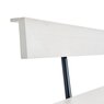 Die Rückenlehne der Bank des Design Sets Riva hat eine optimale Neigung und trägt somit zu einem angenehmen Sitzgefühl bei.
